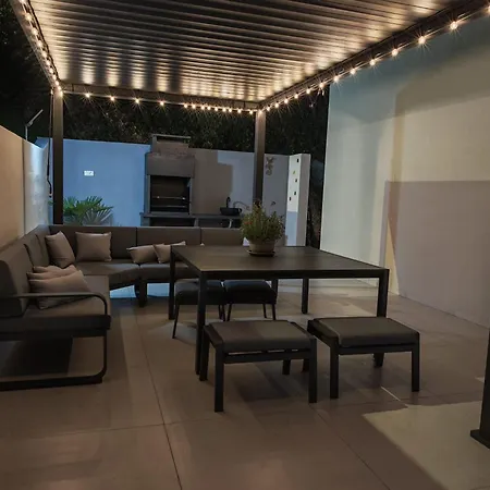 Moderna Con Piscina Y Gran Terraza Privada