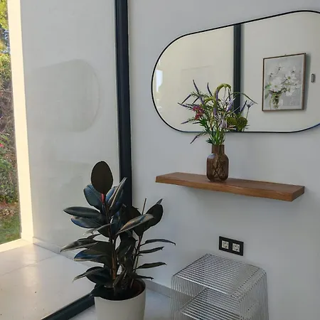 Moderna Con Piscina Y Gran Terraza Privada Willa