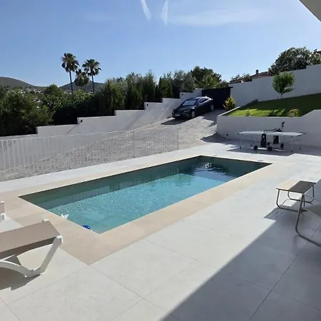 Moderna Con Piscina Y Gran Terraza Privada